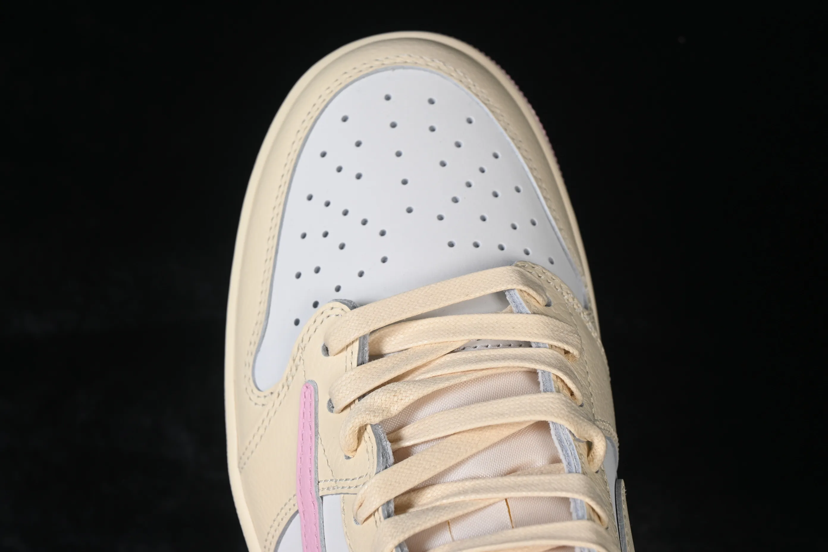 All Categories Air Jordan Jordan Series Basketball Shoes Air Jordan 1 Low Foreign Trade Version Travis Scott x Air Jordan 1 Low OG AJ1 Joe 1 Joint Undercut IQ7604-100